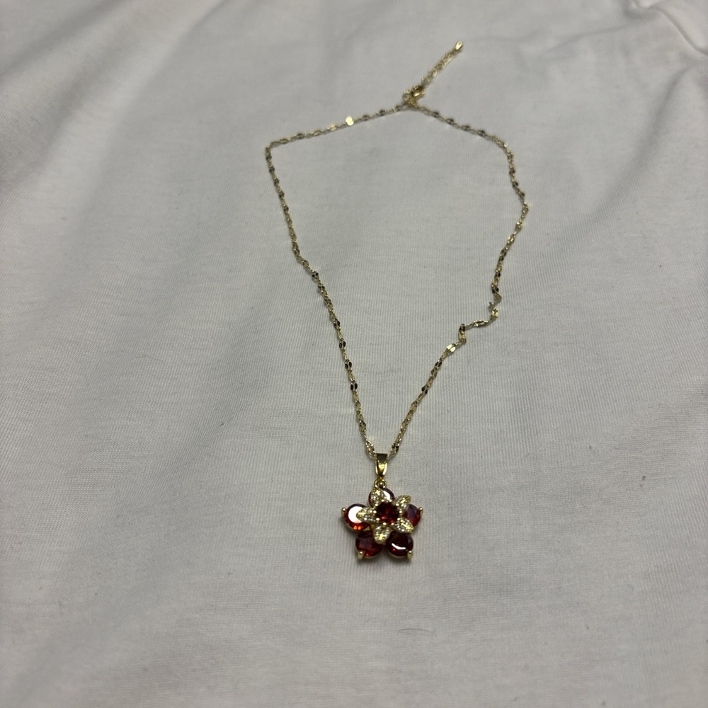 Gold and Pink Flower Pendant Necklace